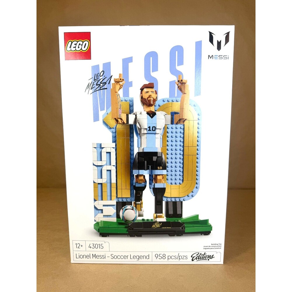 LEGO Editions Lionel Messi Soccer Legend 43015 - 958 Pcs - NEW & SEALED The GOAT